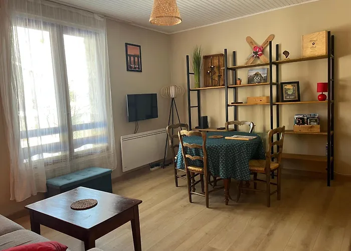 Le Repaire Des Cimes, Cozy And Quiet Apartment Font-Romeu-Odeillo-Via