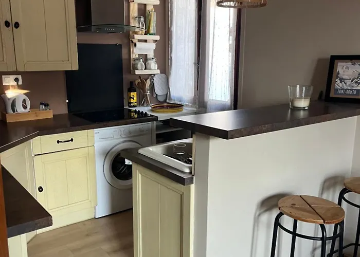 Apartment Le Repaire Des Cimes, Cozy And Quiet Font-Romeu-Odeillo-Via